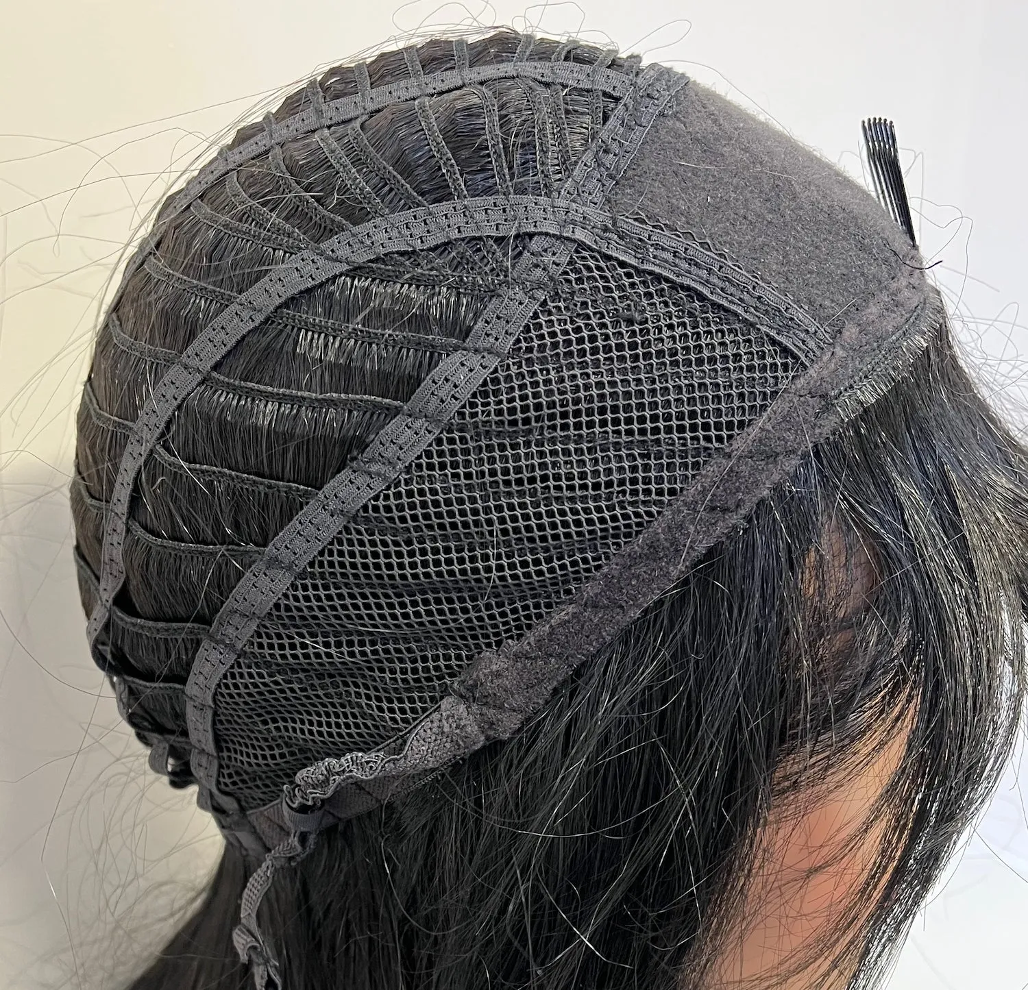 Preloved, Sensationnel wig | Synthetic fibre | Black | Average cap | 24" length